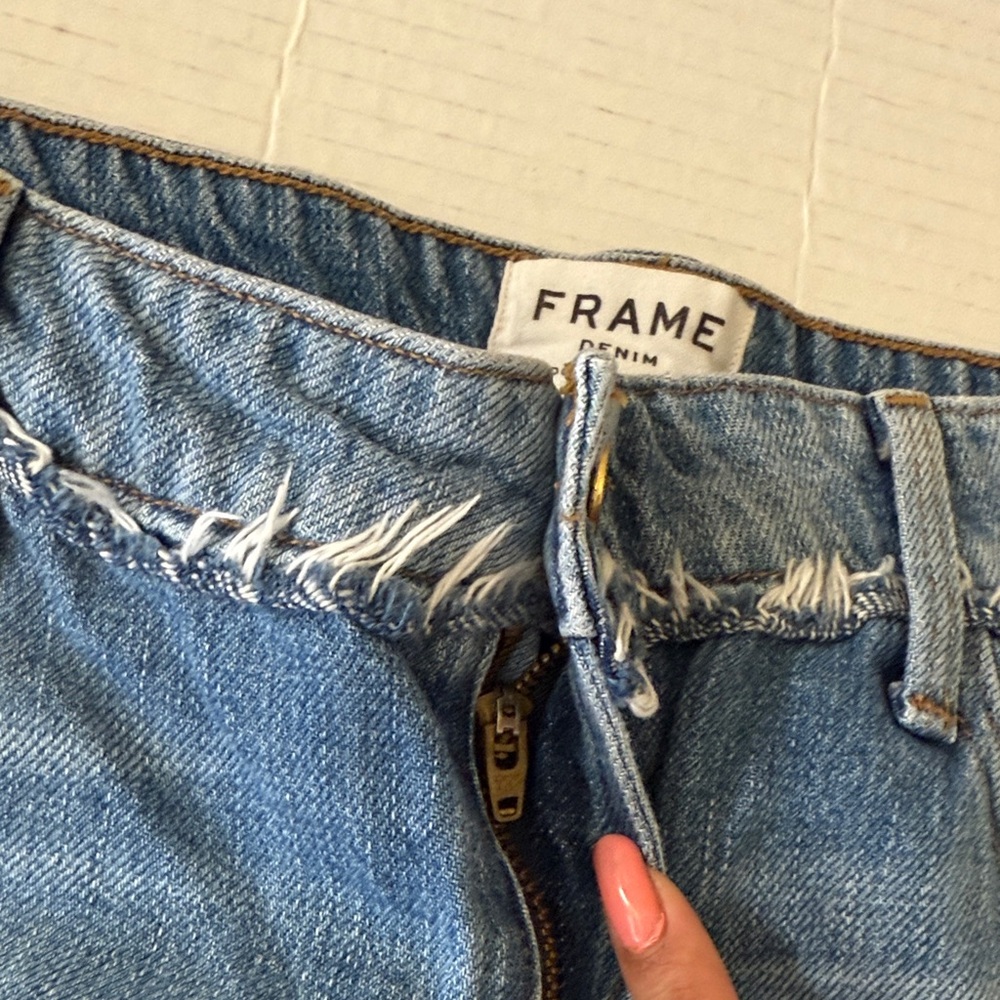 Frame Denim High Rise Shorts Size 33 Le Grand Garcon Distressed Light Wash Jean - Picture 6 of 11